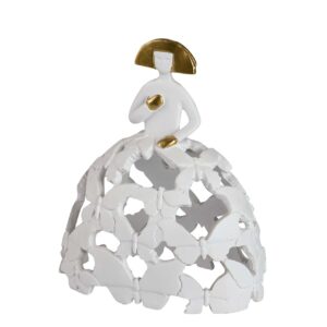 Figura menina resina blanca dorada 15x10x18 cm